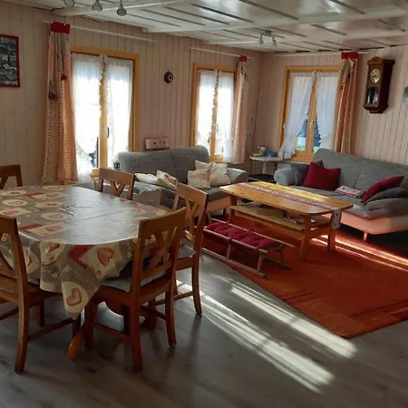 Familienchalet In Saanen - By Interhome * غشتاد