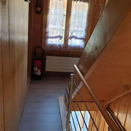 Familienchalet In Saanen - By Interhome