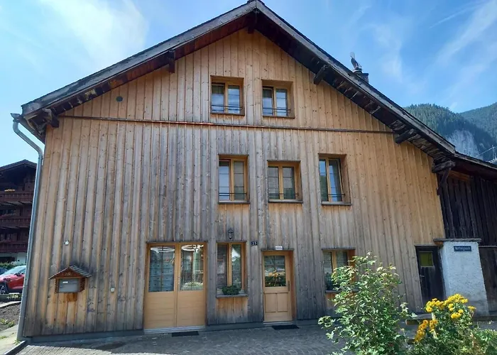 Familienchalet In Saanen - By Interhome