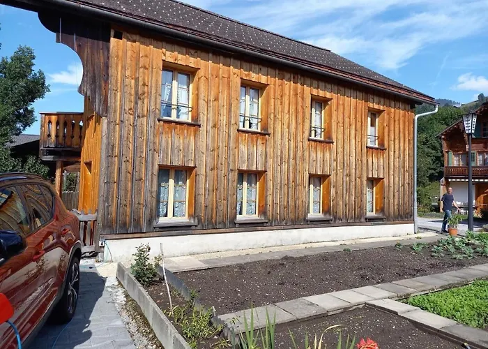 Familienchalet In Saanen - By Interhome